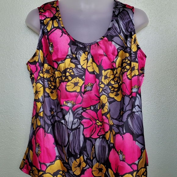 Jones New York Tops - Jones New York Sleeveless Satin Floral Shell Tank Pink, Gray Size 6